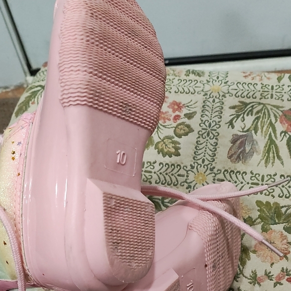 Source Unknown Pink and Rainbow Kids Boots - Picture 4 of 6